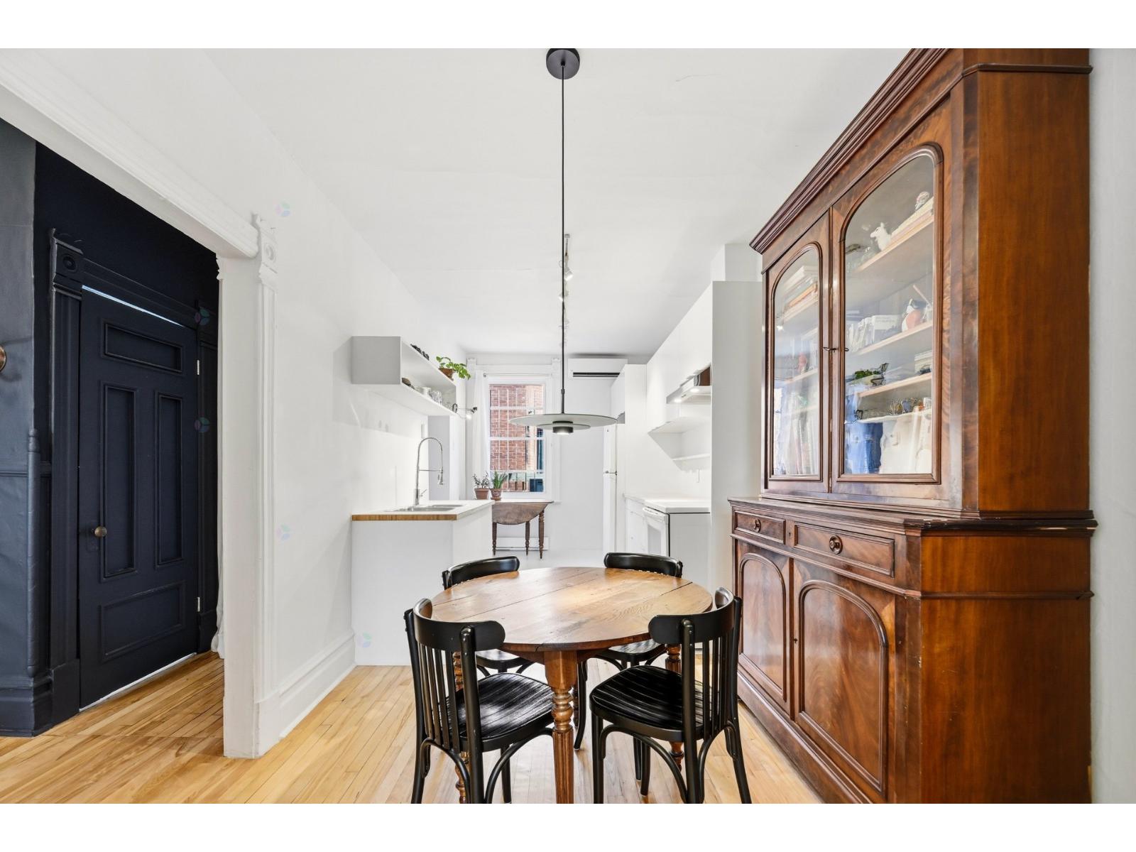 4583-4587 Rue De Mentana Property Photo 8