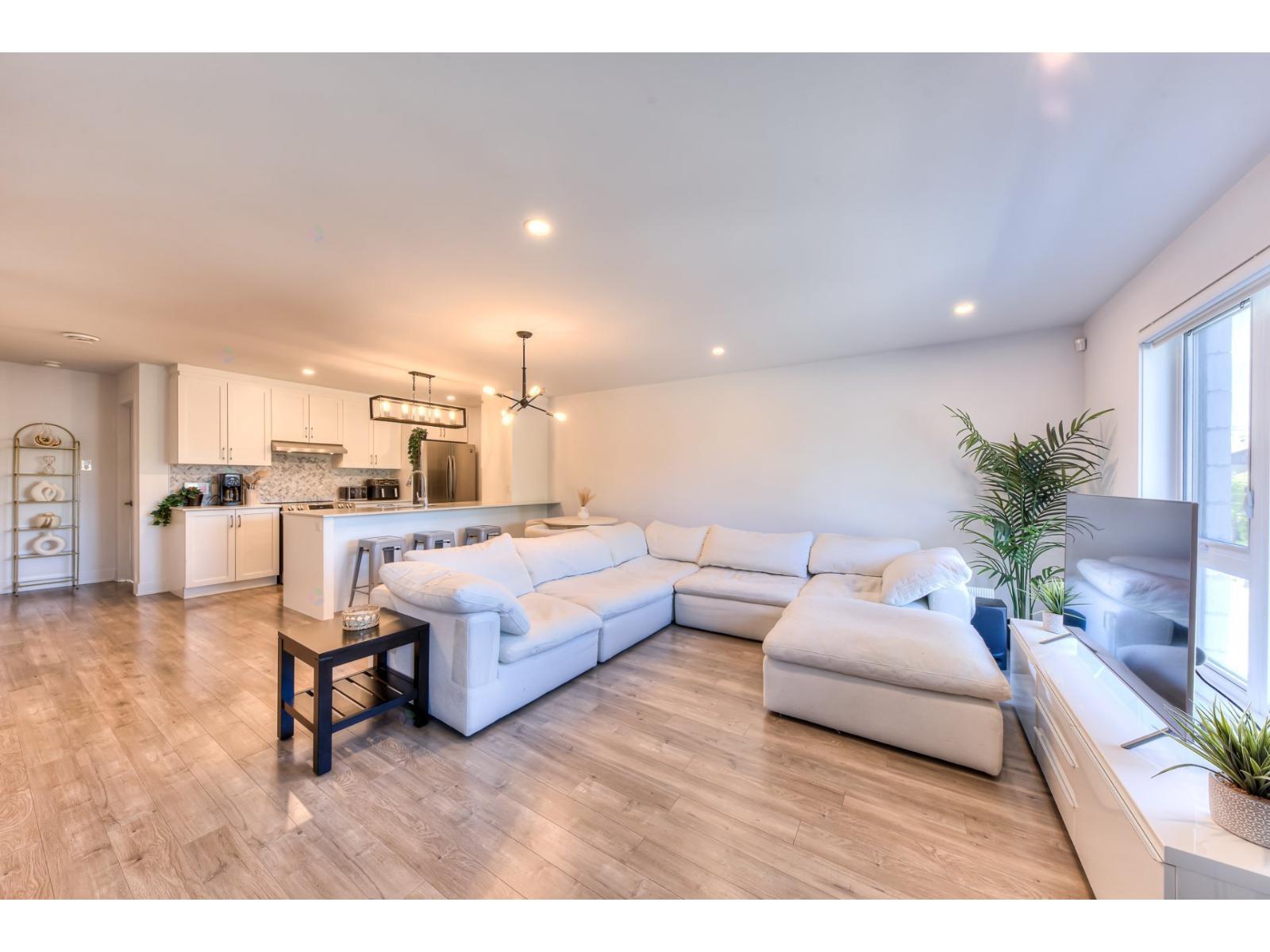54a Av. Legrand Property Photo 1
