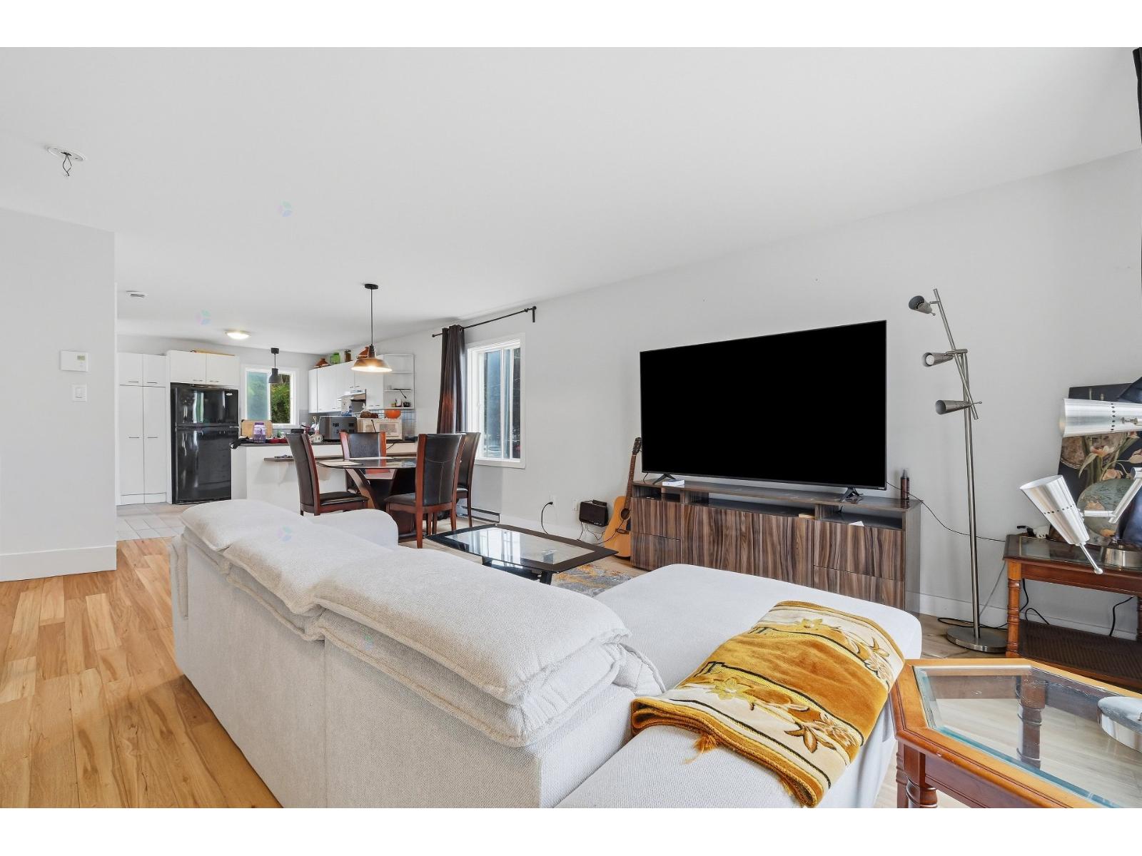 3803-3825 Boul. St-laurent Property Photo 14