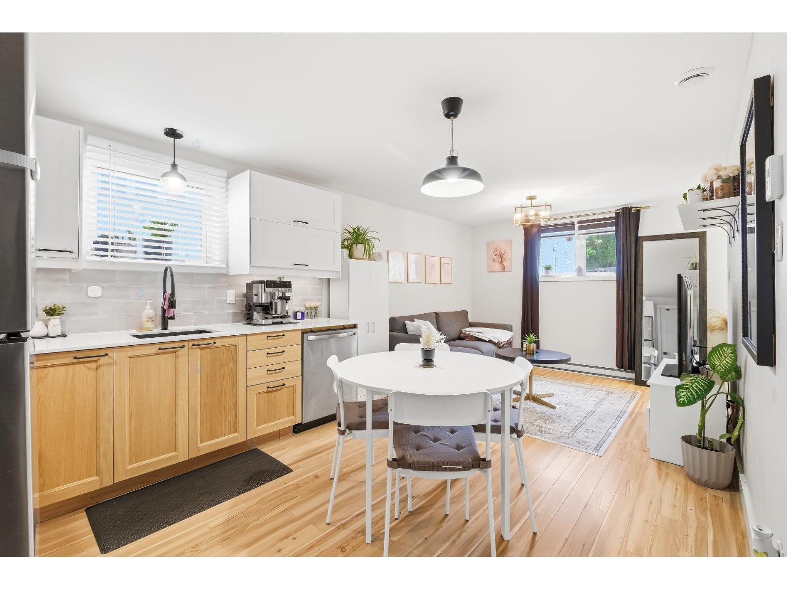3803-3825 Boul. St-laurent Property Photo 35