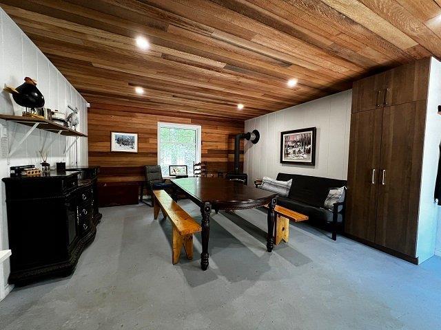 Rue Du Lac-clair O. Property Photo 7
