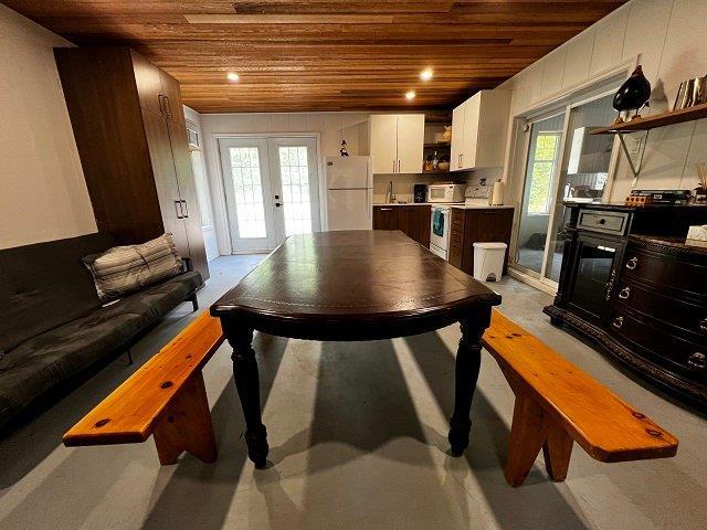 Rue Du Lac-clair O. Property Photo 10