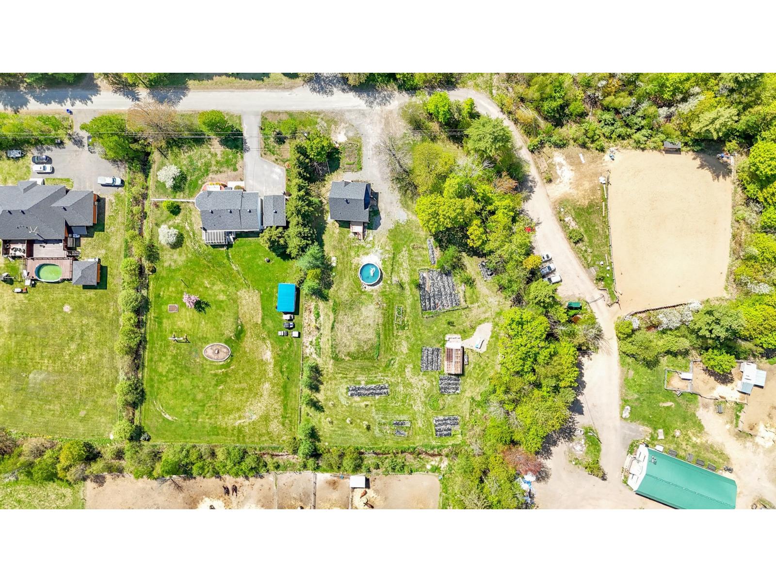 1271 Rue Pernaud Property Photo 39