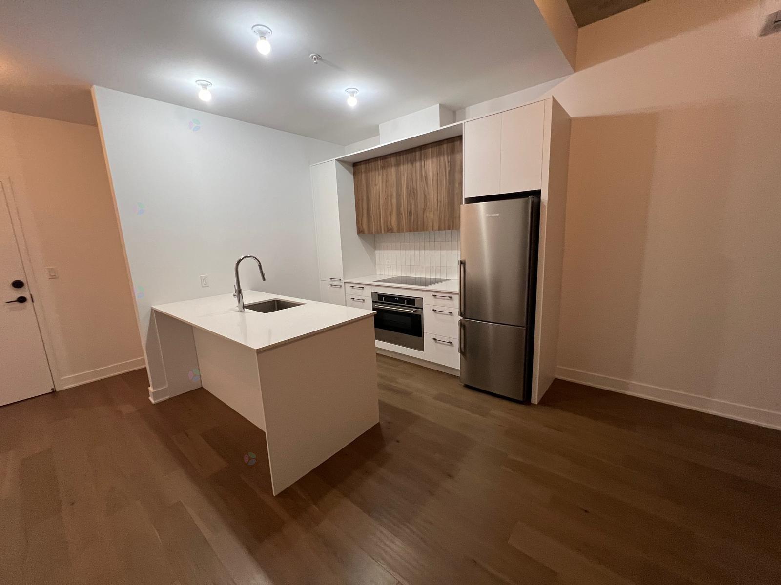 7227 Boul. Newman, #607 Property Photo 12