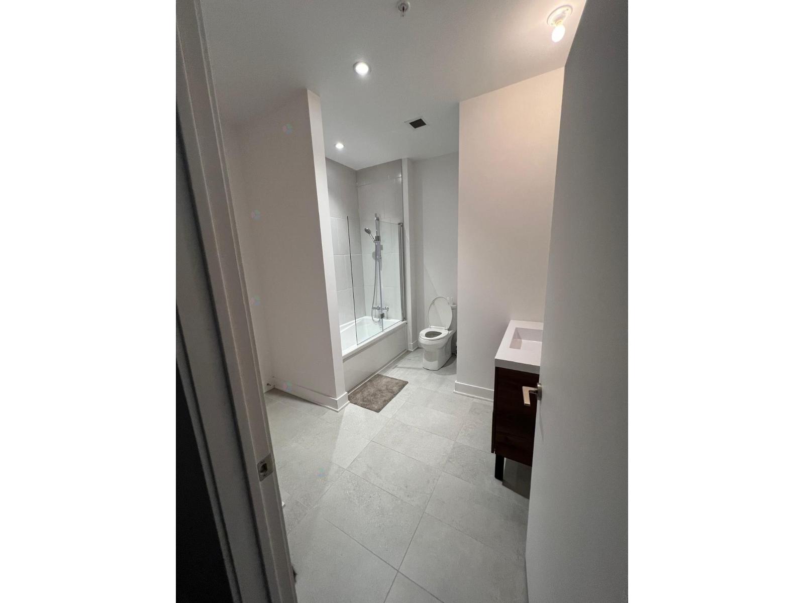 7227 Boul. Newman, #607 Property Photo 19