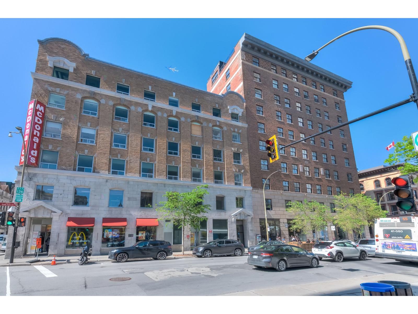 510 Boul. St-laurent, #201 Property Photo 1