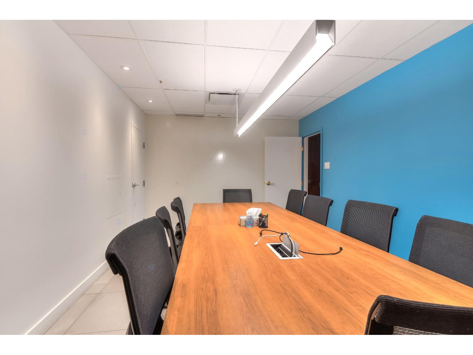510 Boul. St-laurent, #201 Property Photo 12