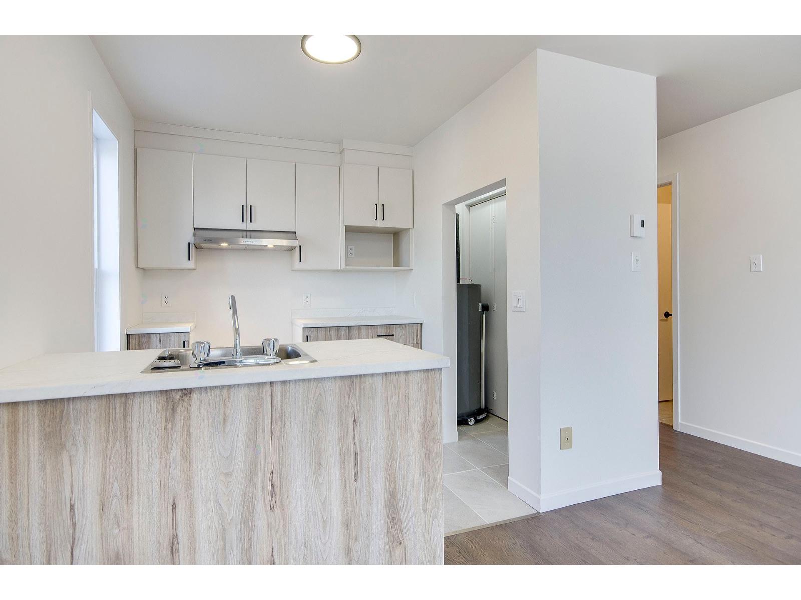 22 Rue Principale N. Property Photo 19