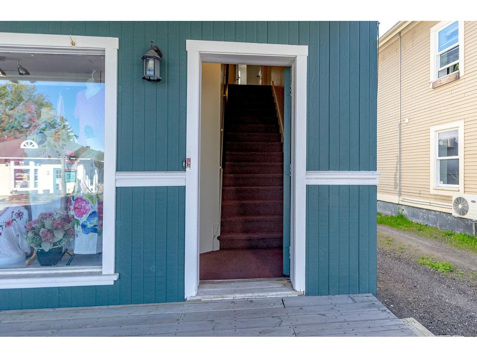 22 Rue Principale N. Property Photo 27