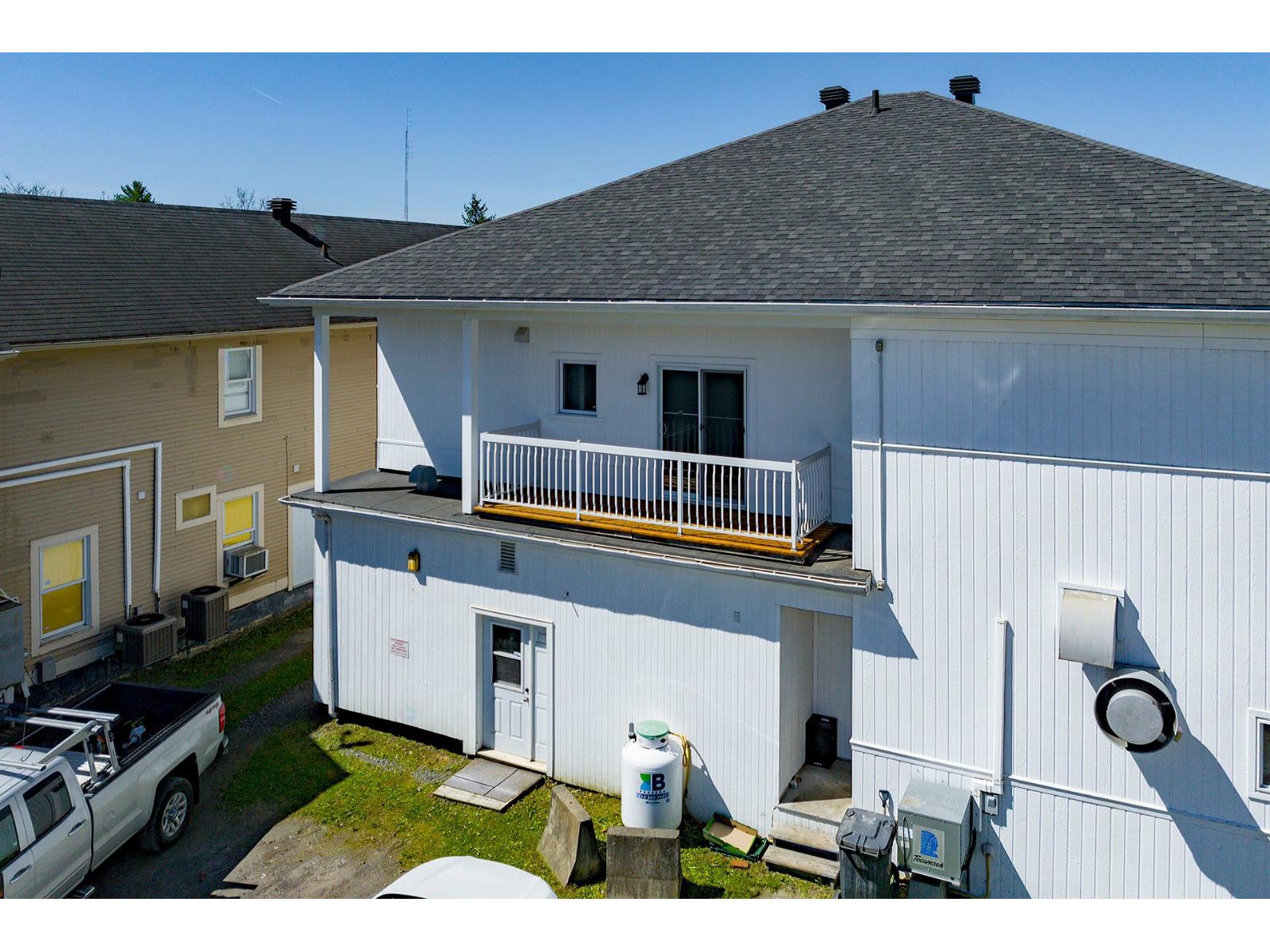 22 Rue Principale N. Property Photo 60