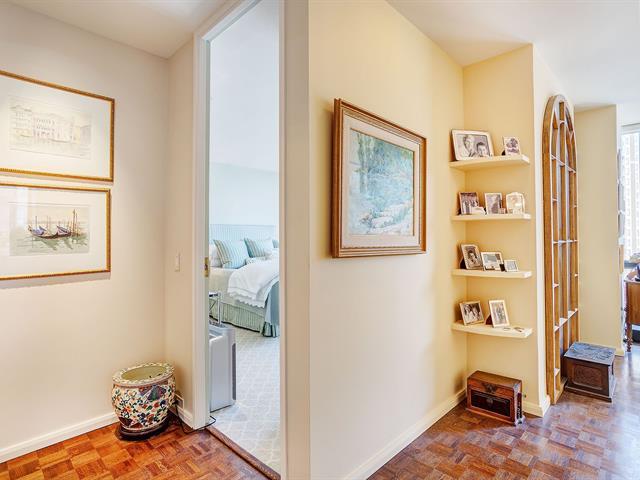 3 Rue Westmount-square, #512 Property Photo 17