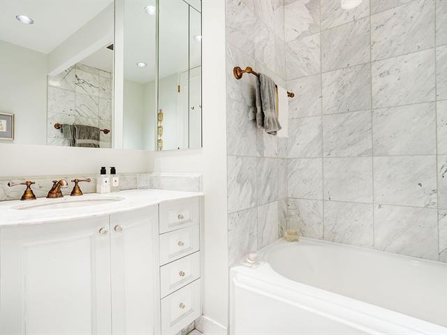 3 Rue Westmount-square, #512 Property Photo 21
