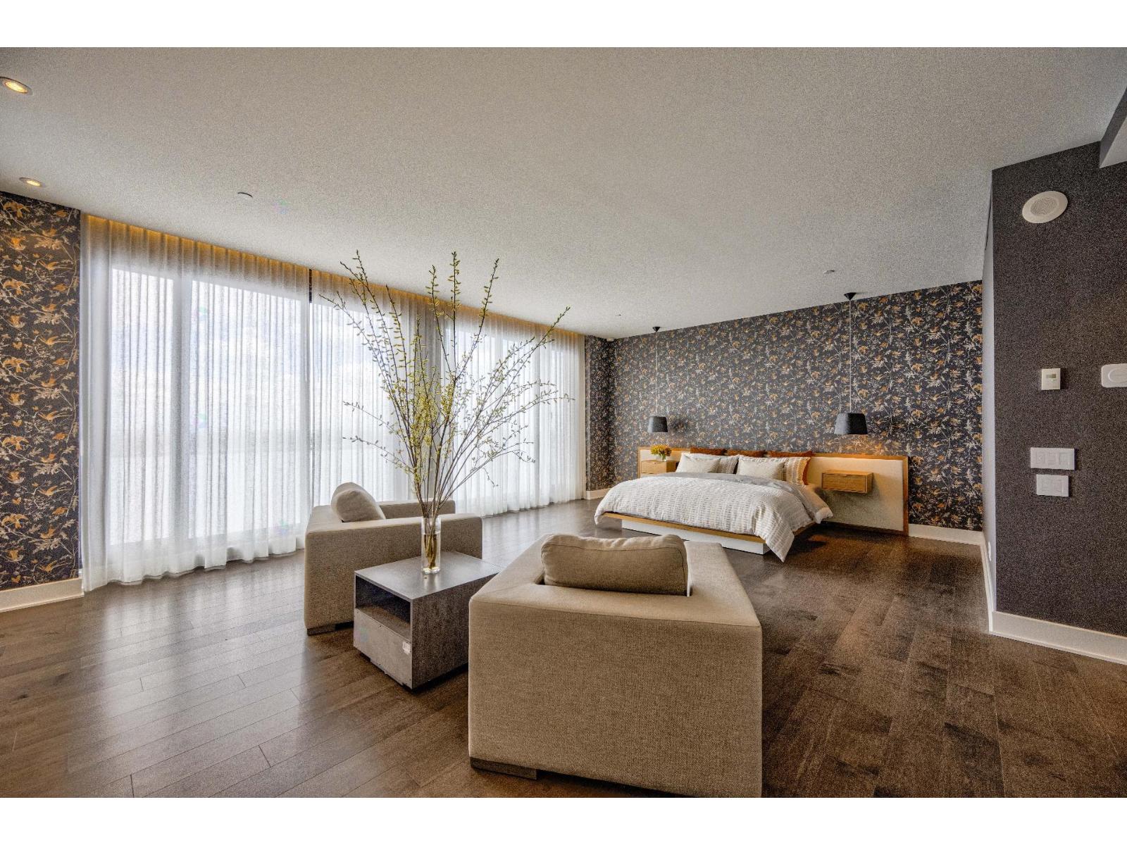 299 Rue De La Rotonde, #ph2-1 Property Photo 14