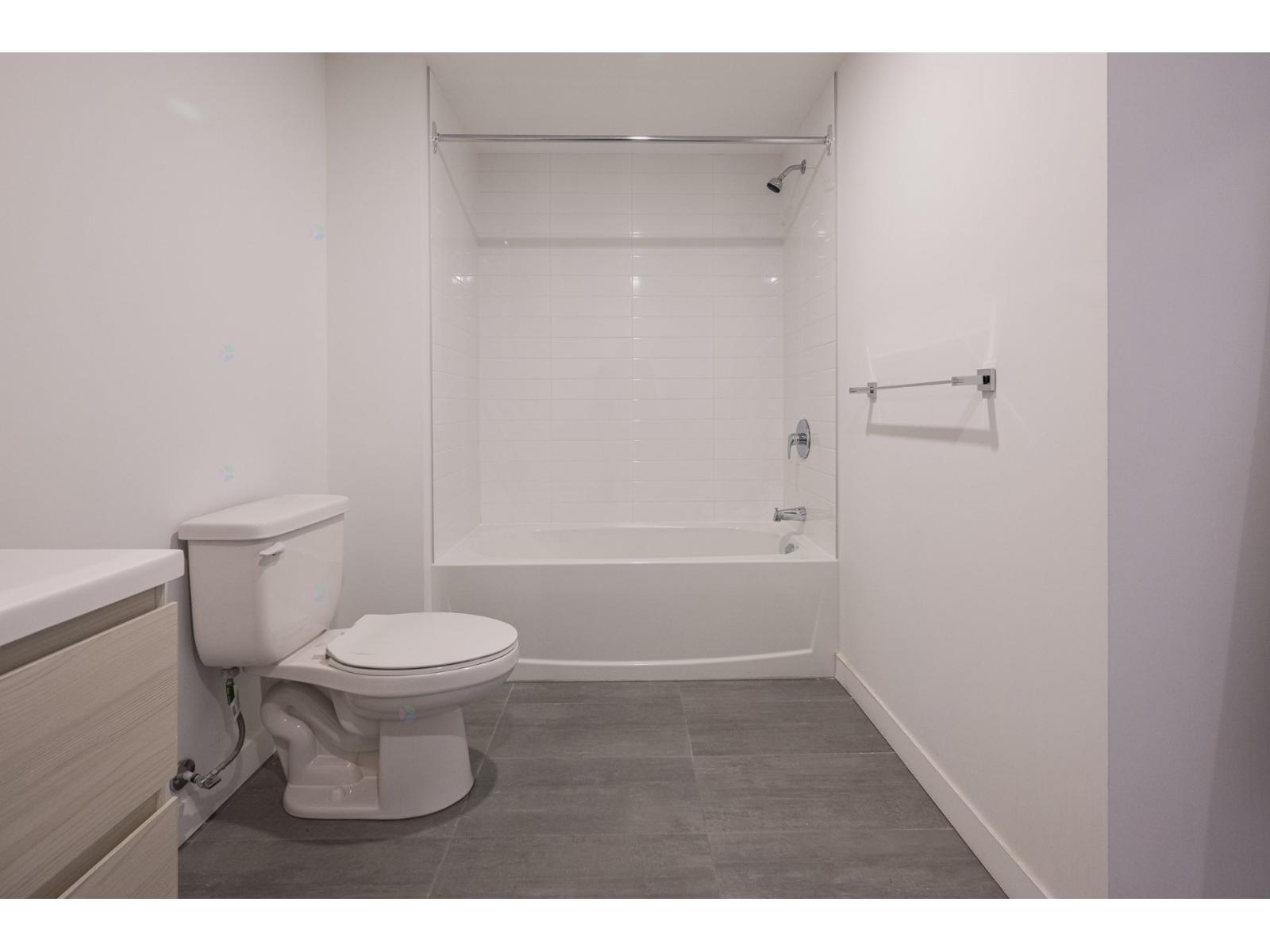 30 Rue D'orly, #418 Property Photo 20