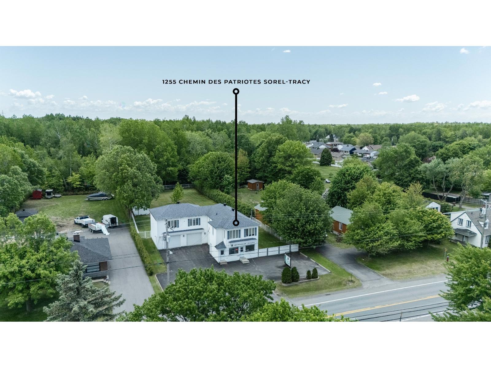 1255-1255b Ch. Des Patriotes Property Photo 43