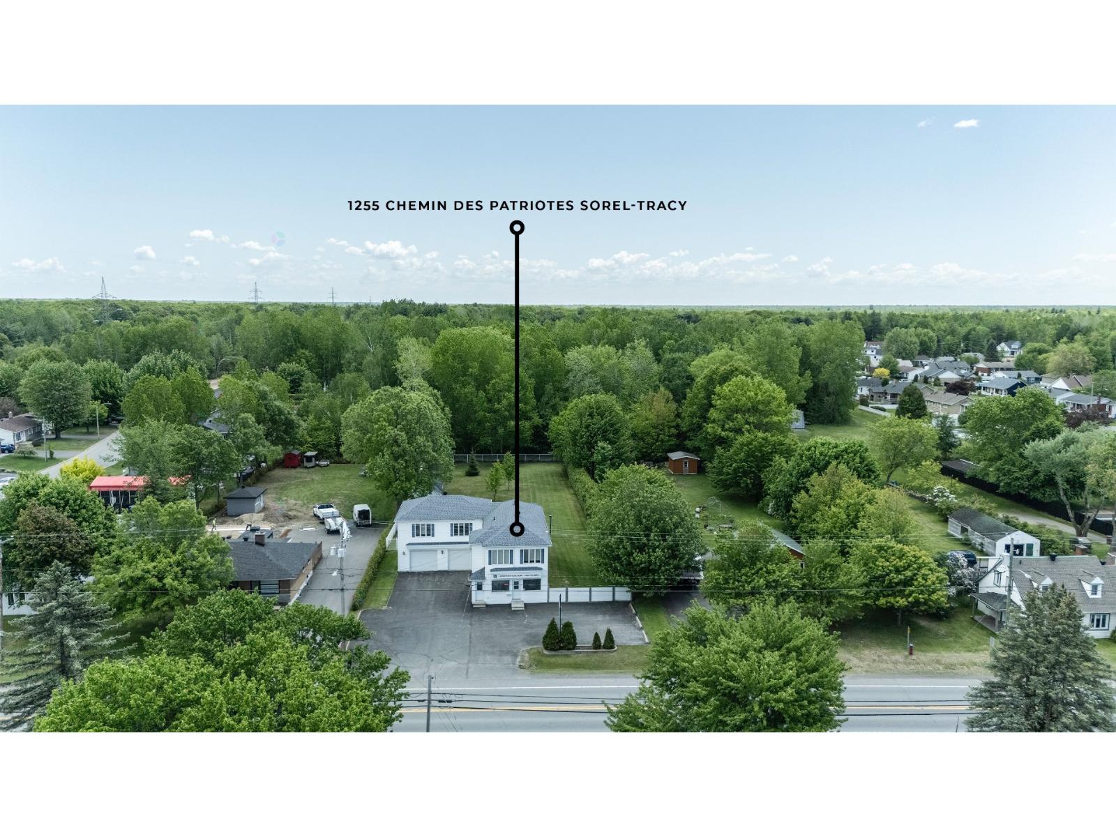 1255-1255b Ch. Des Patriotes Property Photo 44