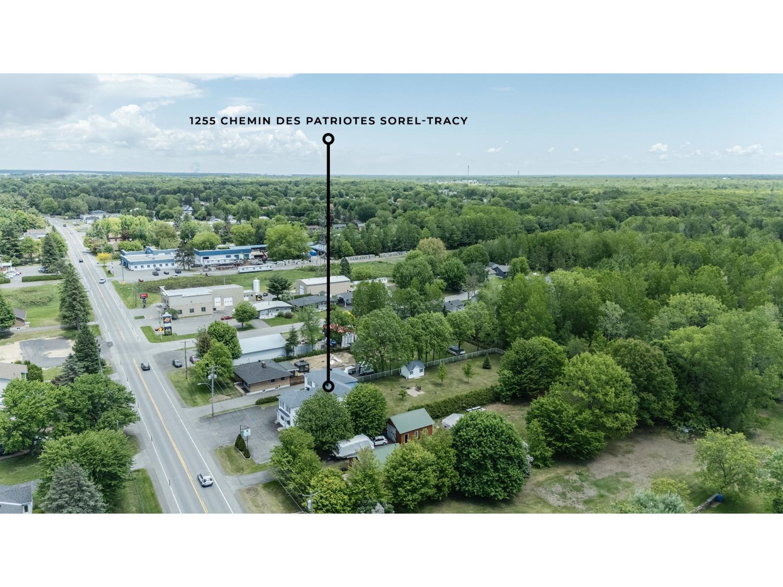 1255-1255b Ch. Des Patriotes Property Photo 46
