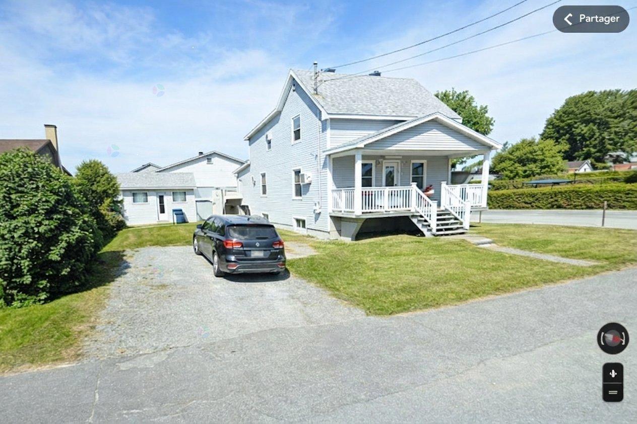 87 Rue De L'hôtel-de-ville Property Photo 2