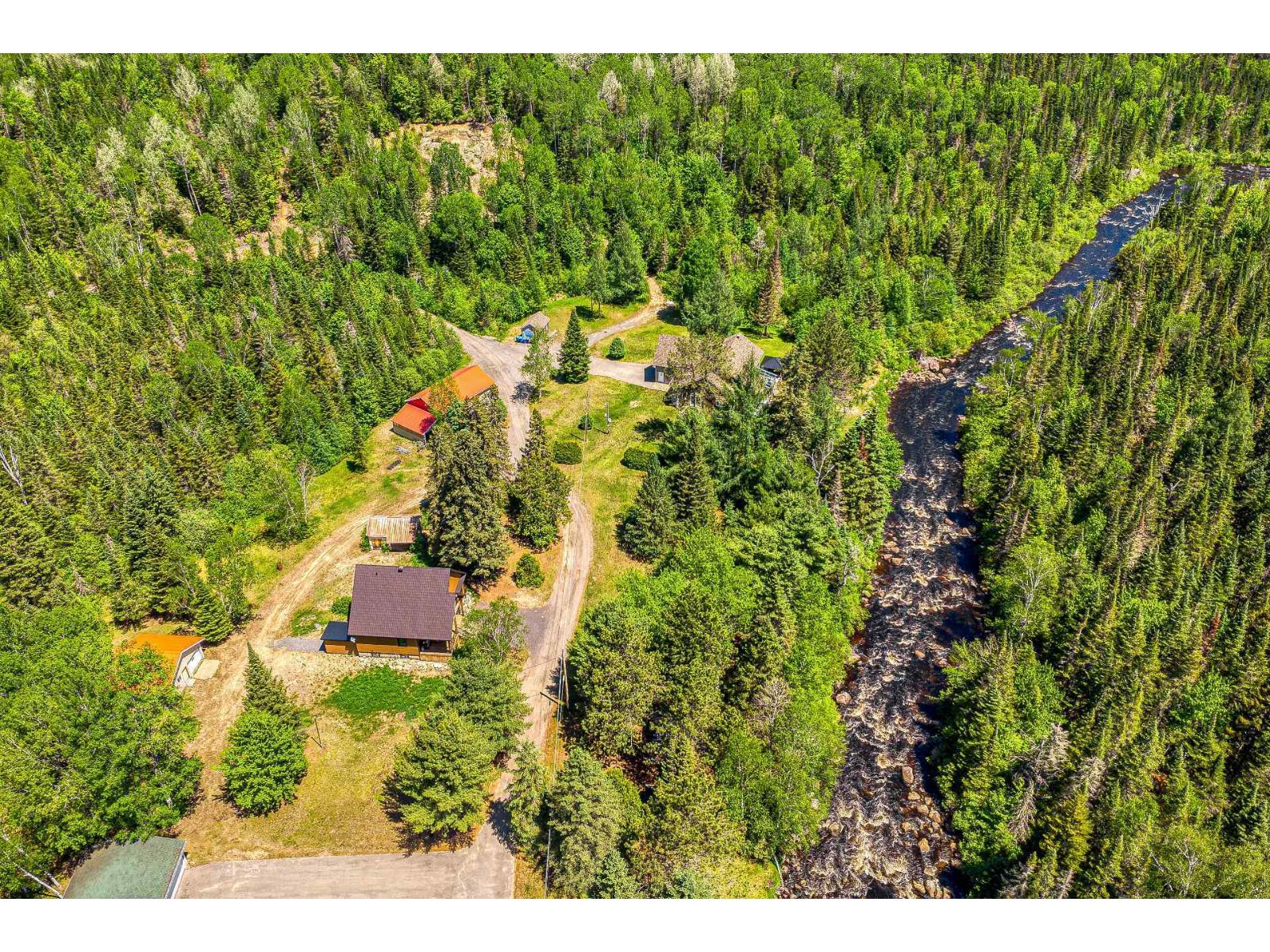 2580 Ch. Des Quatre-as Property Photo 51