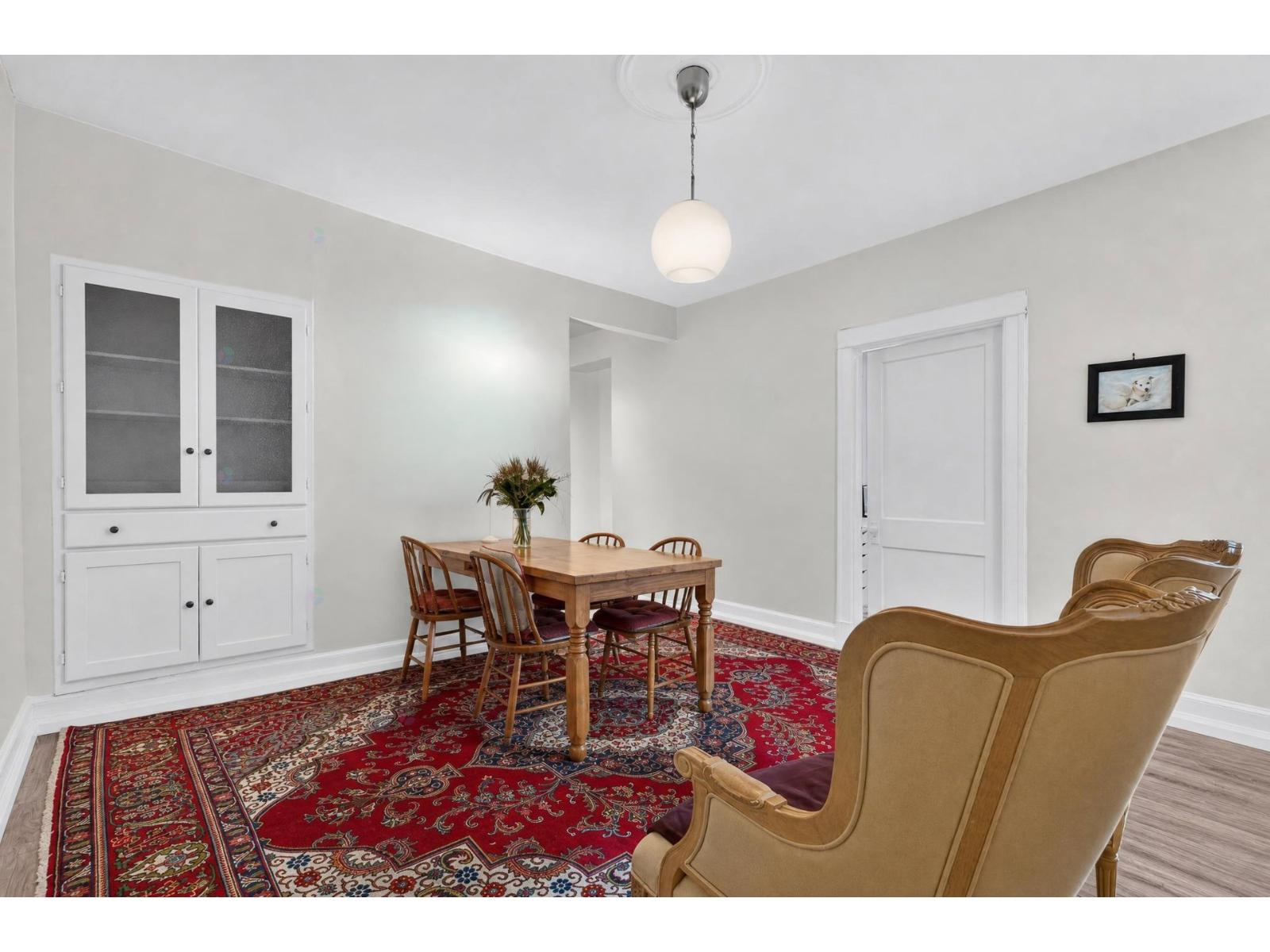 92 Rue Du Square-sir-george-étienne-cartier Property Photo 9
