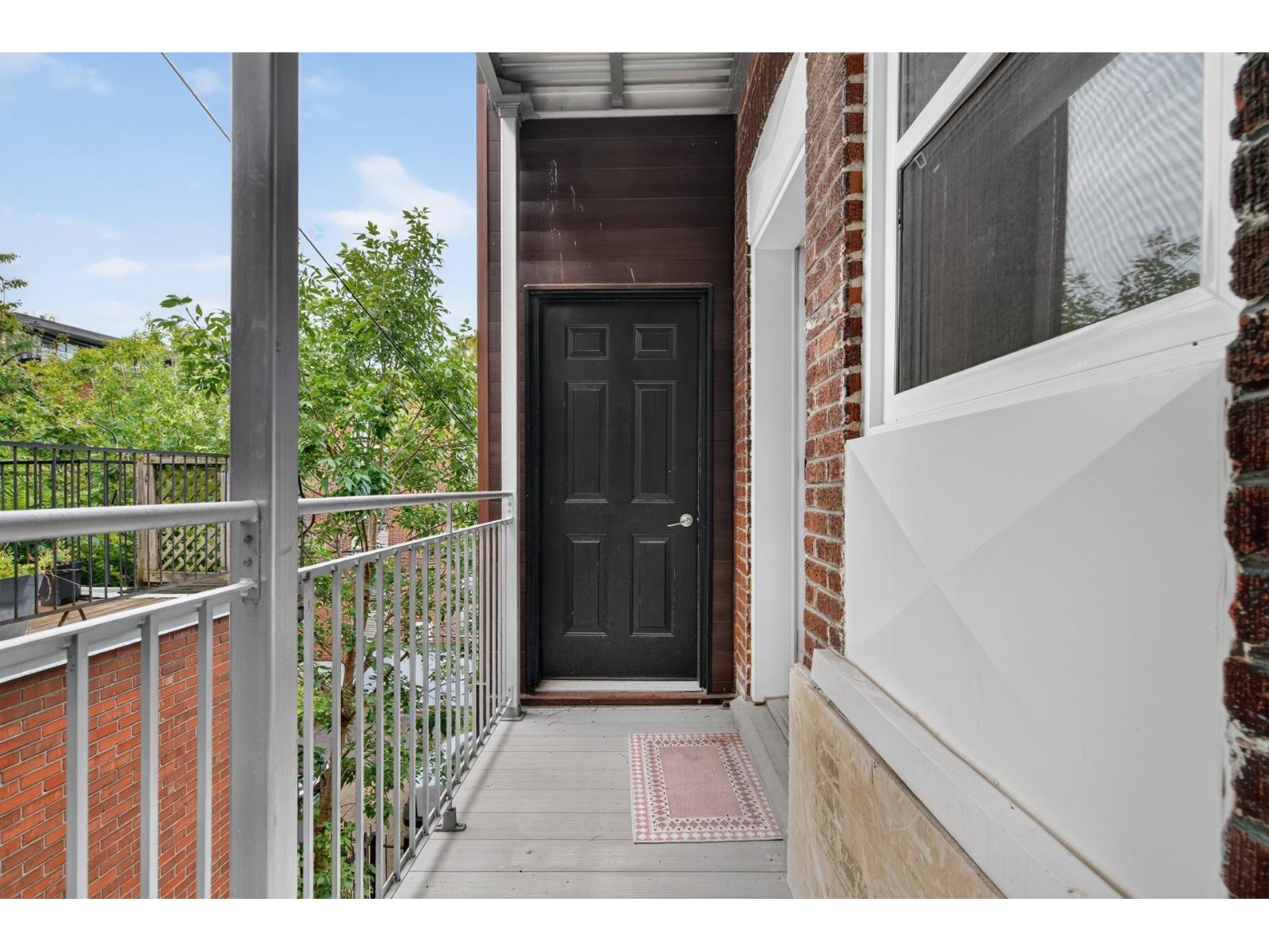 92 Rue Du Square-sir-george-étienne-cartier Property Photo 15