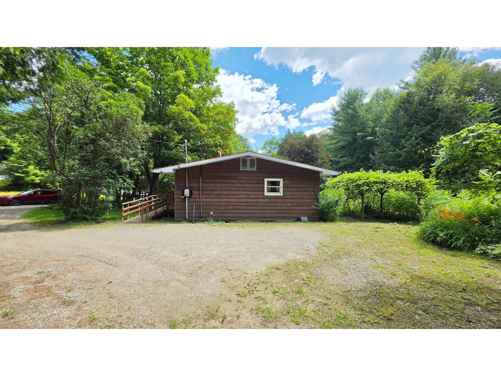 86 Ch. Simms E. Property Photo 12