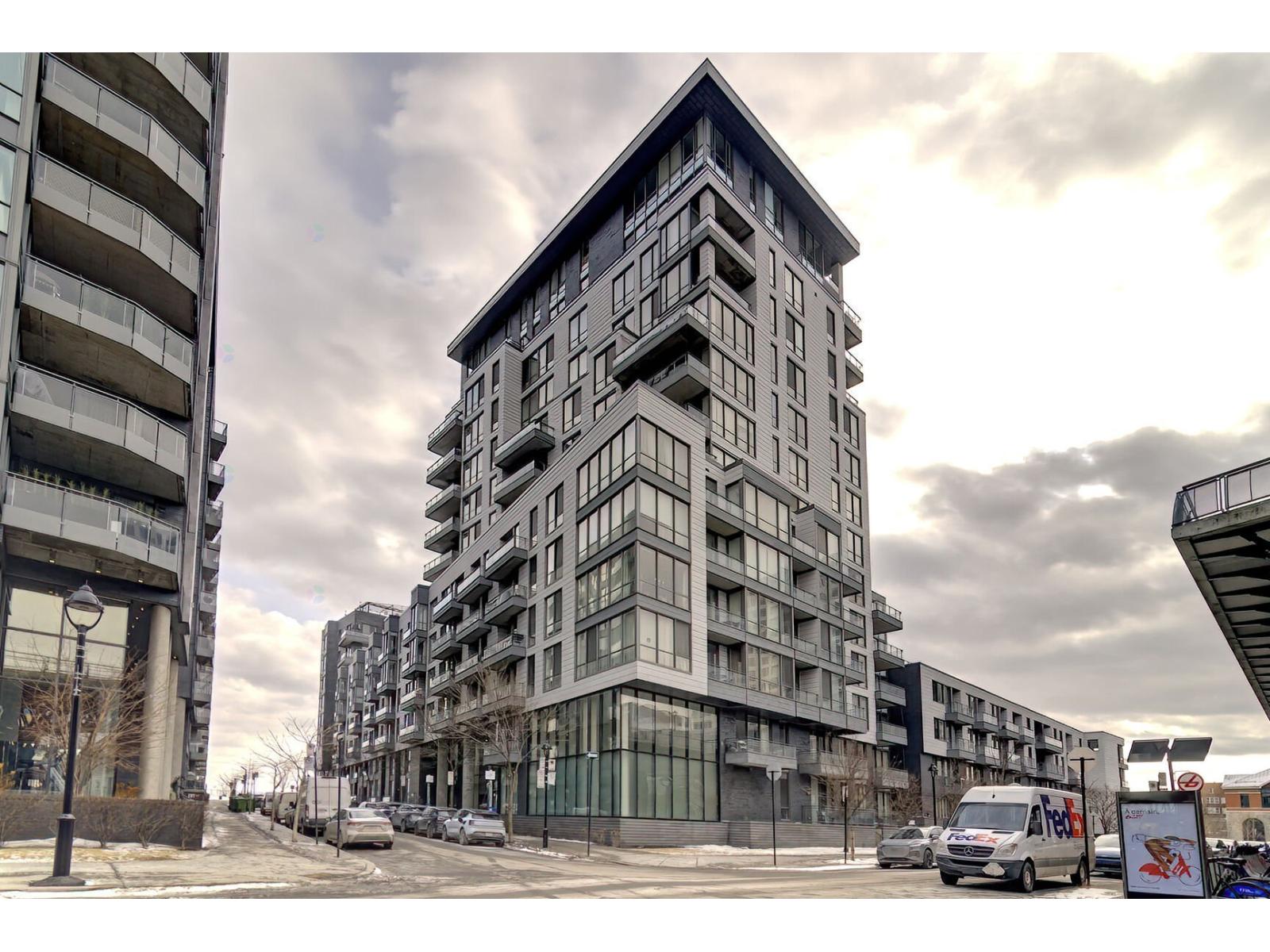 370 Rue St-André, #312