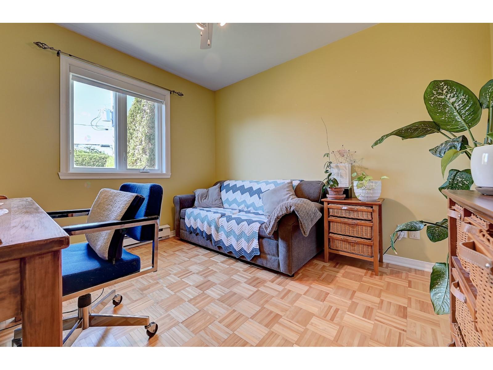 1325 Rue Gaby-dénommé Property Photo 20