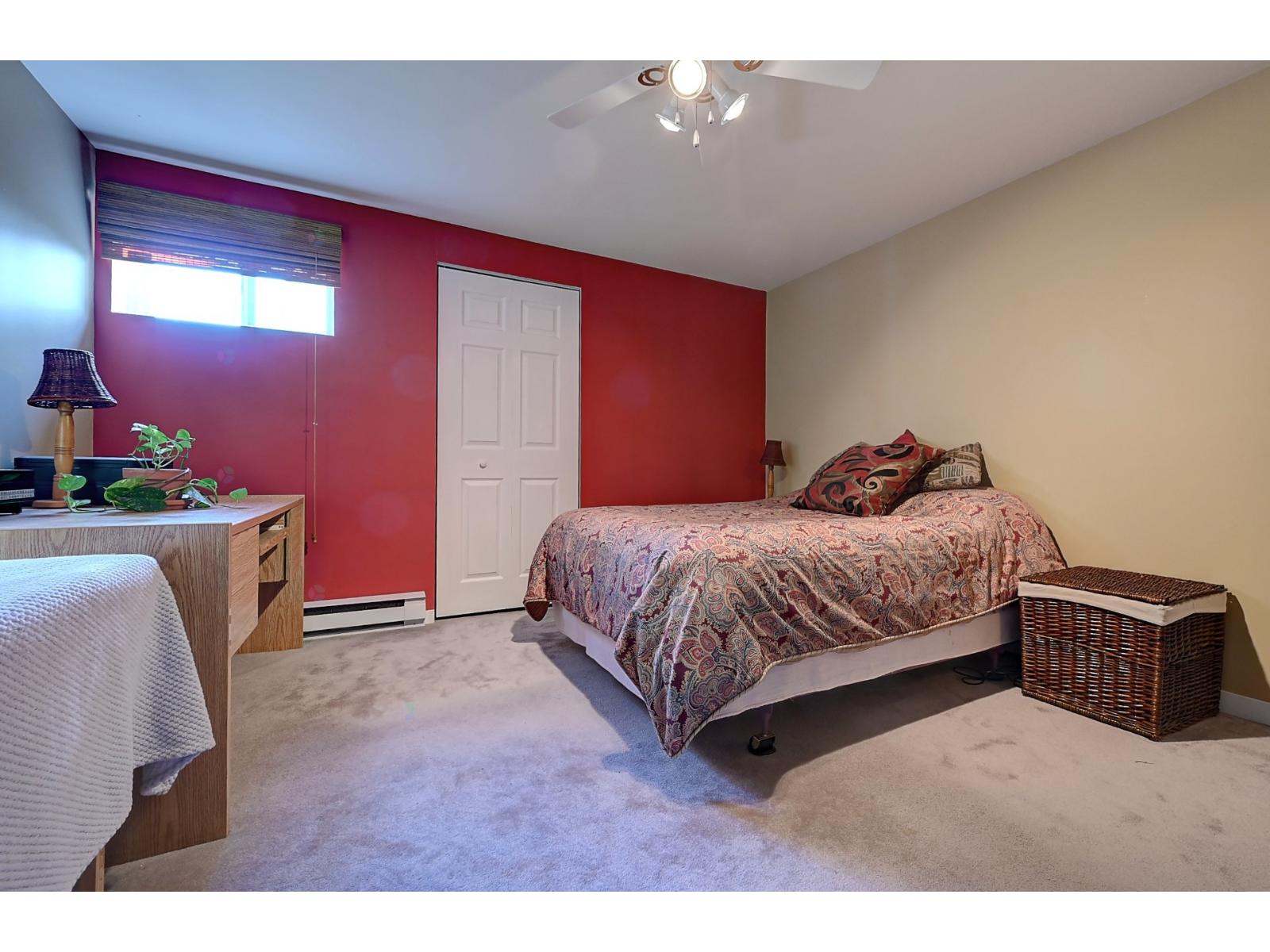 1325 Rue Gaby-dénommé Property Photo 23