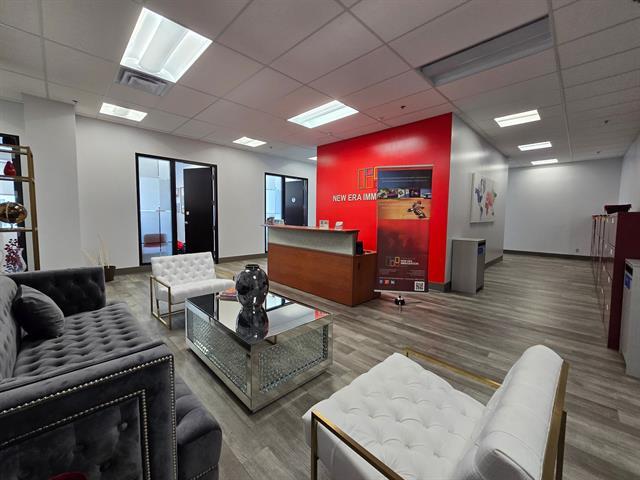 6500 Route Transcanadienne, #530 Property Photo 2