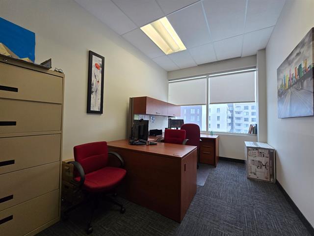 6500 Route Transcanadienne, #530 Property Photo 7