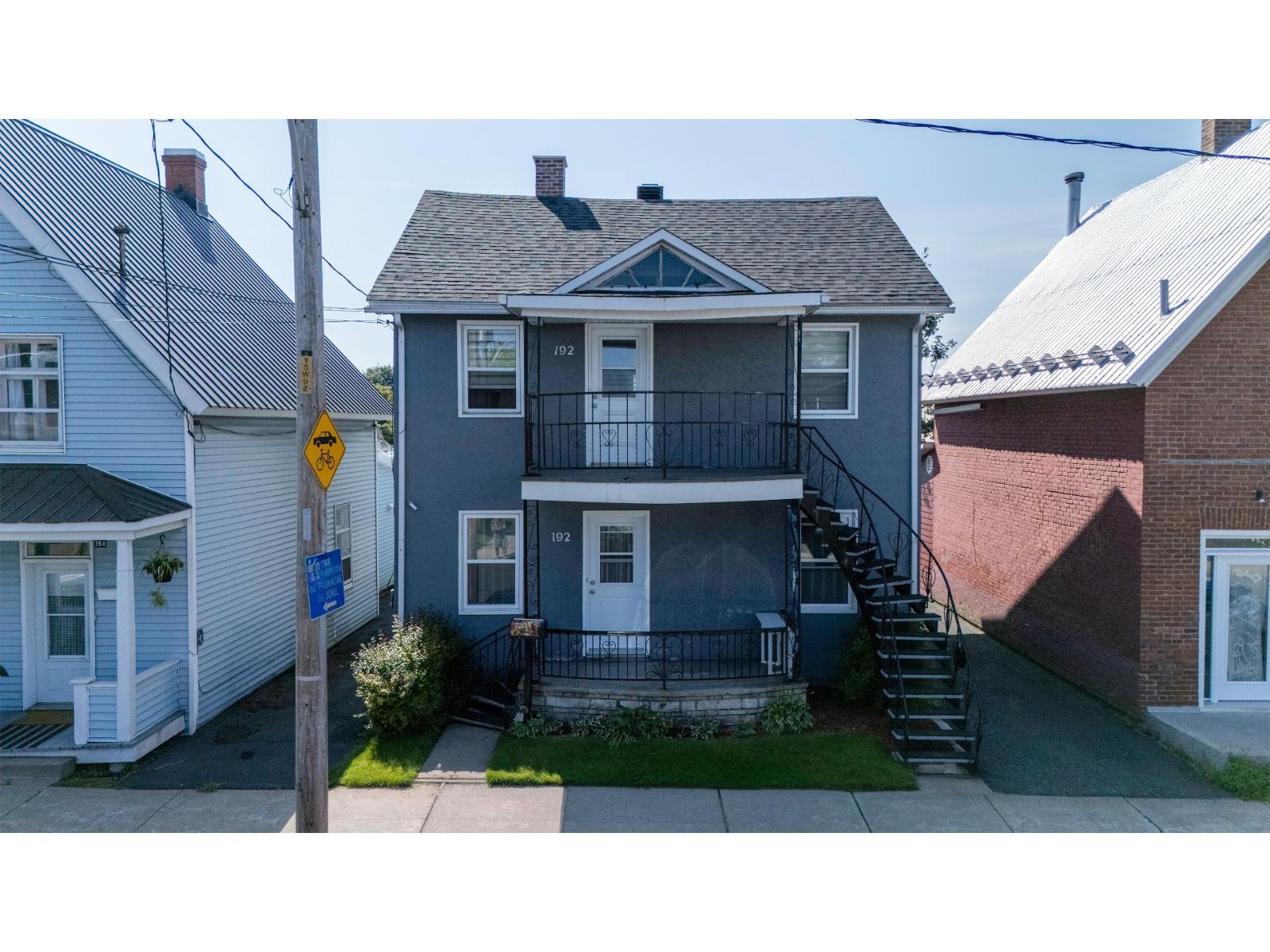 192-192A Rue George Property Photo 1