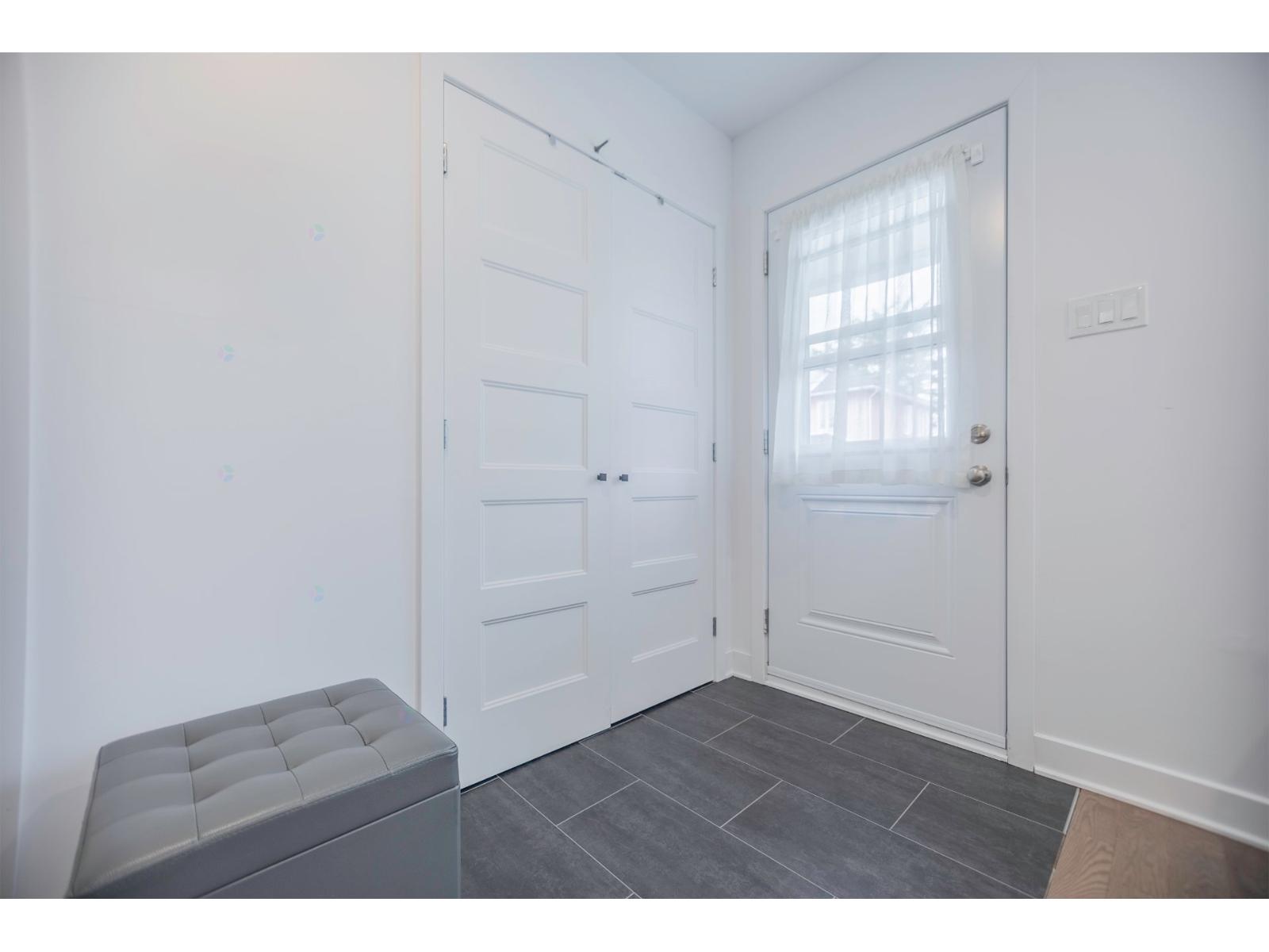 192-192a Rue George Property Photo 5