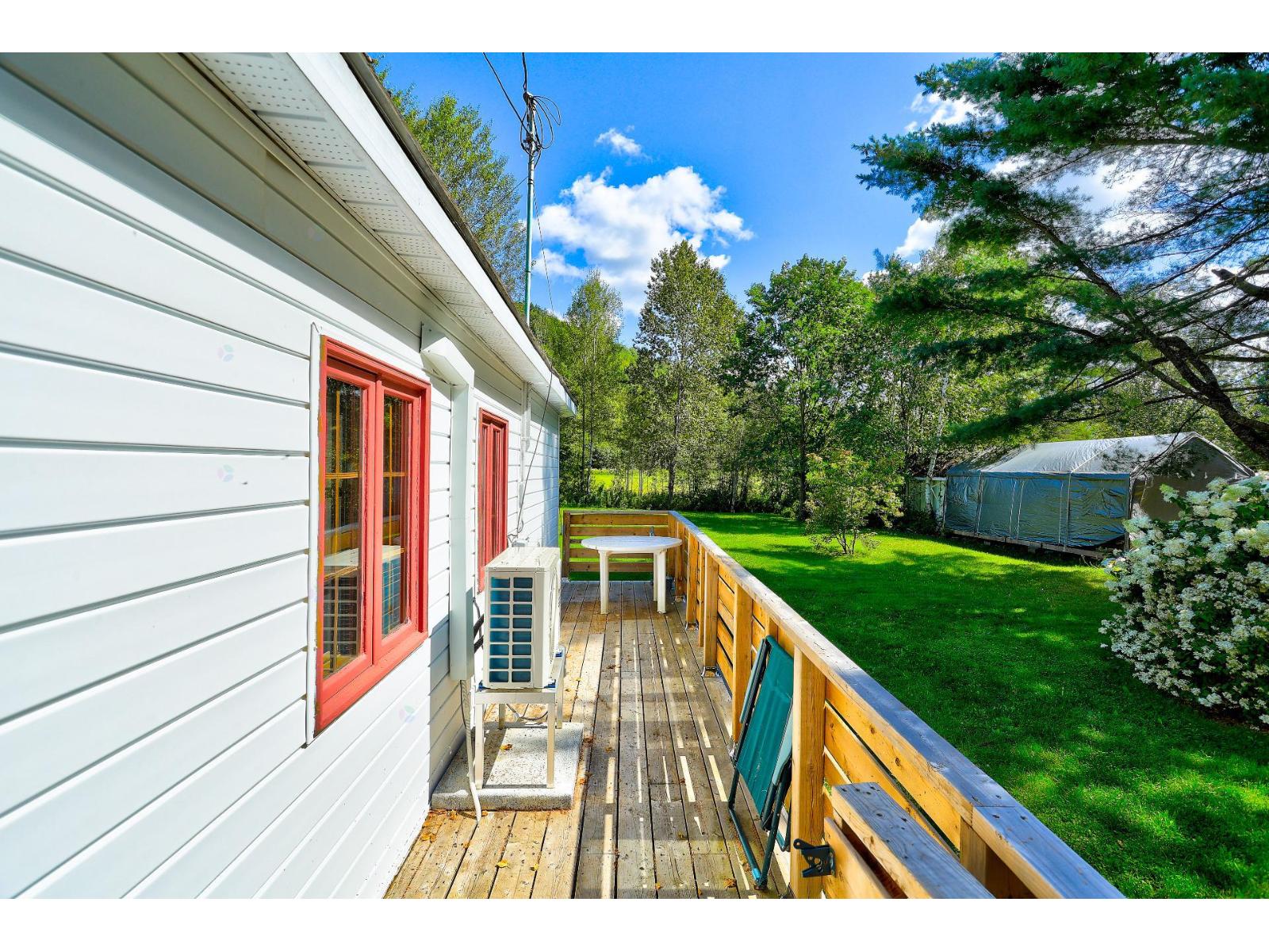 3181 Ch. Du Ruisseau Property Photo 3