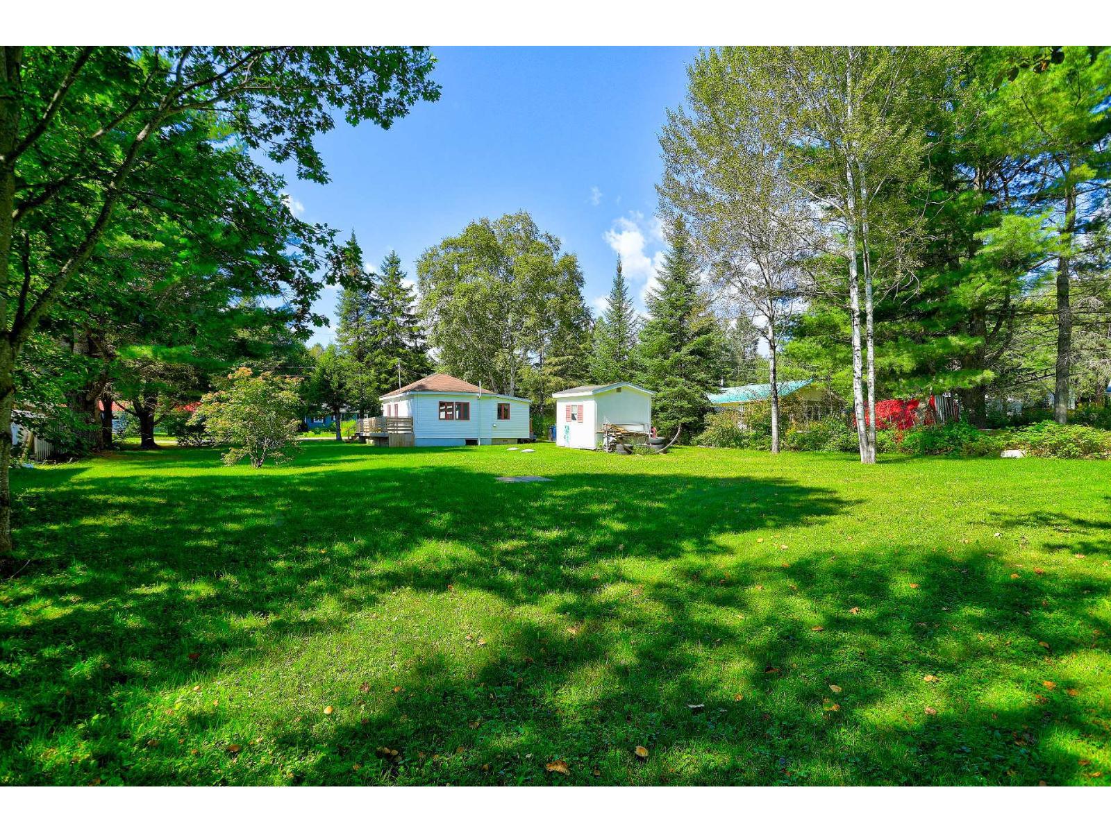 3181 Ch. Du Ruisseau Property Photo 20