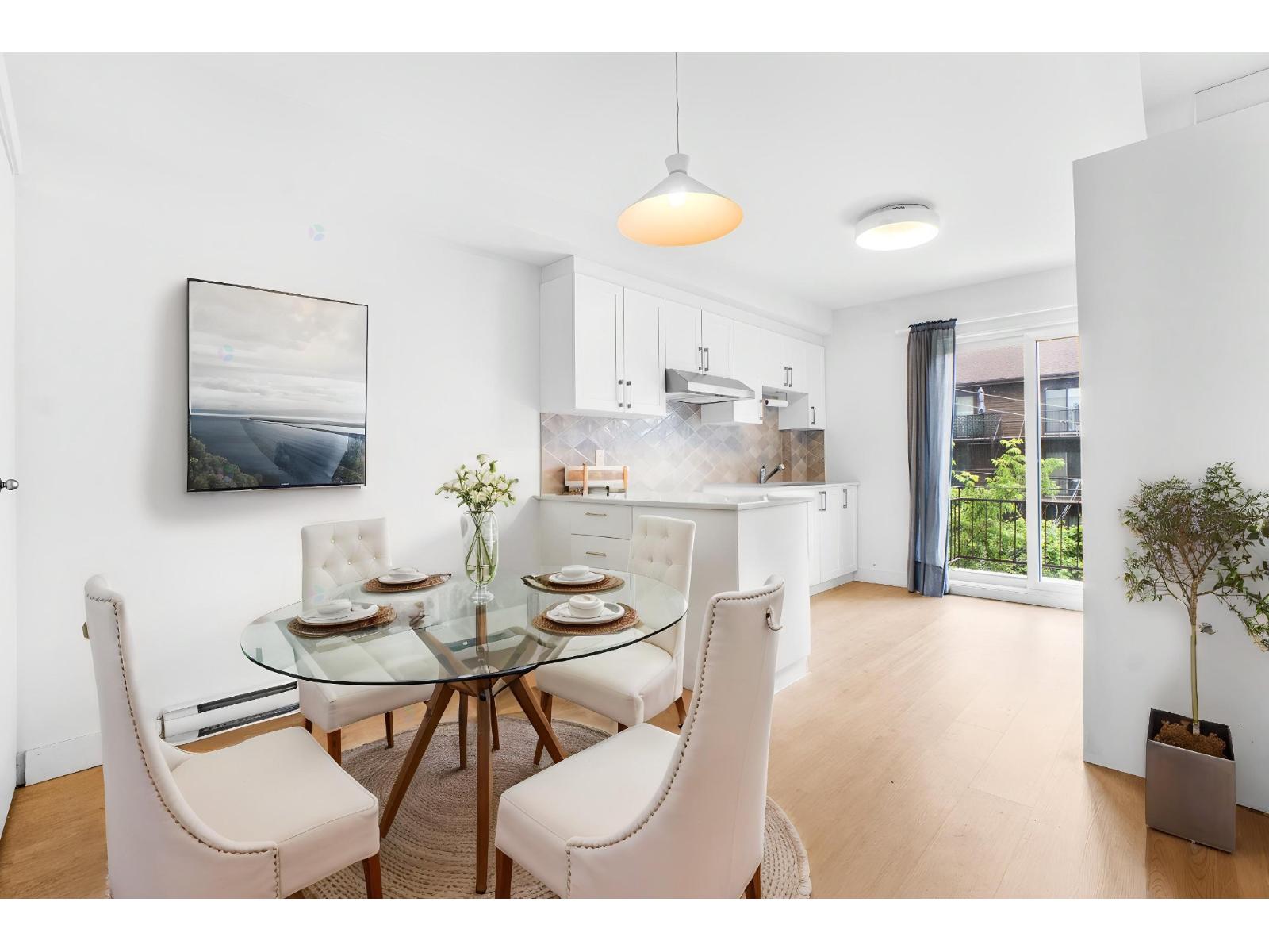 1600 Rue Sauvé E., 5 Property Photo 2