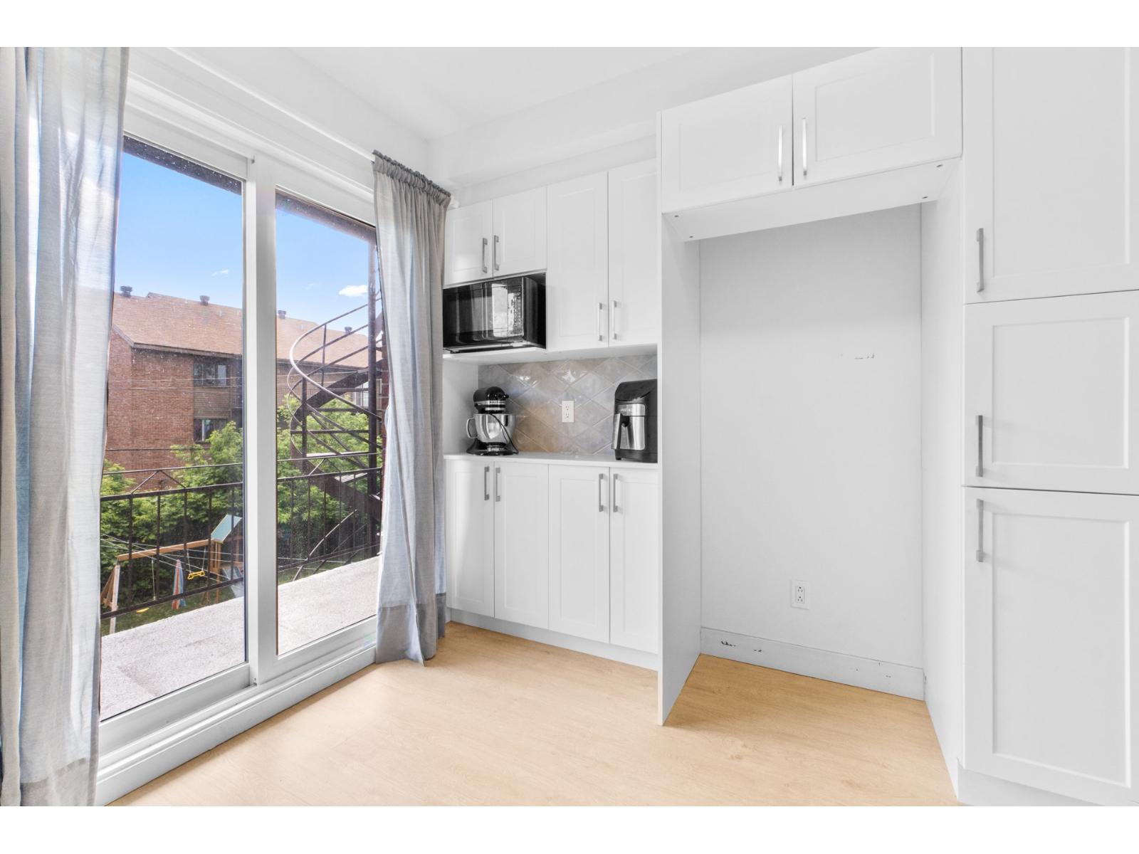1600 Rue Sauvé E., 5 Property Photo 8