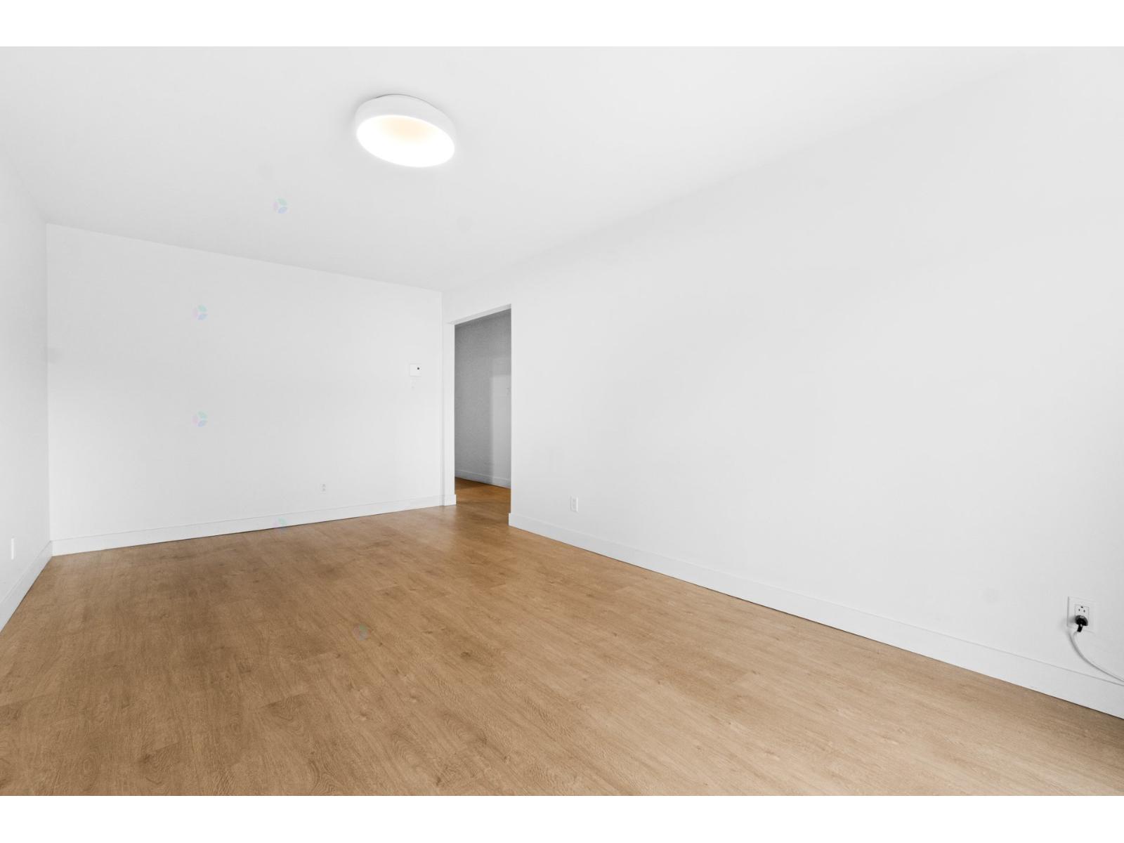 1600 Rue Sauvé E., 5 Property Photo 11