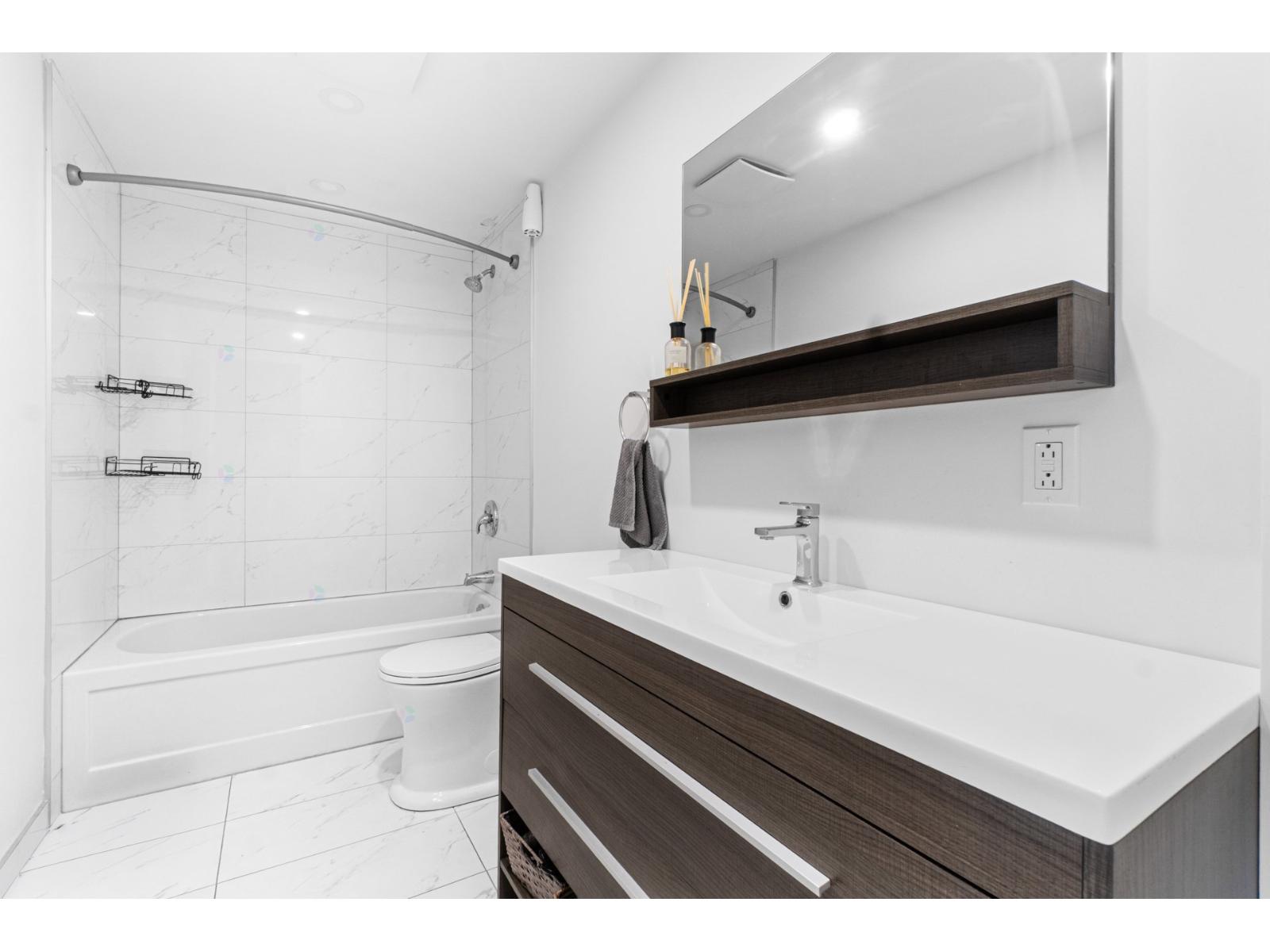 1600 Rue Sauvé E., 5 Property Photo 17