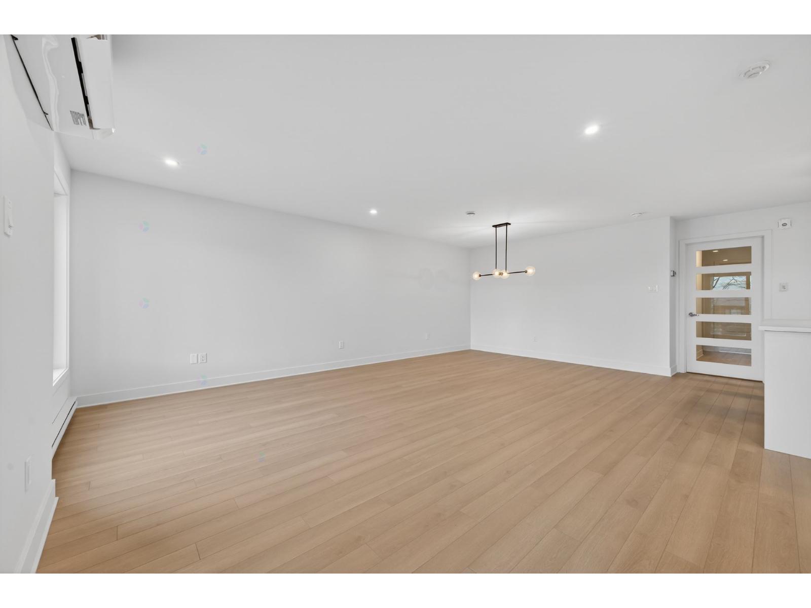 673 Rue Du Solstice, #102 Property Photo 18