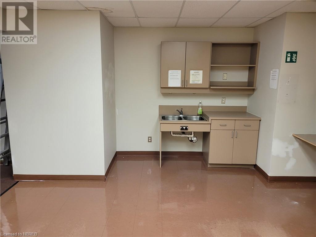 180 Shirreff Avenue Unit# 200 Property Photo 8