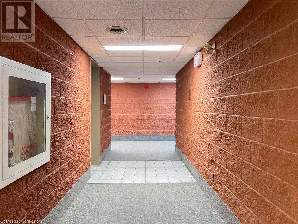 17 Mill Pond Court Unit# 405 Property Photo 17