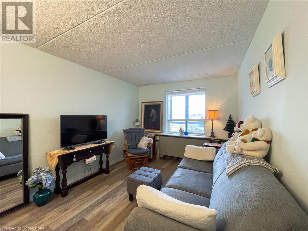 17 Mill Pond Court Unit# 405 Property Photo 42
