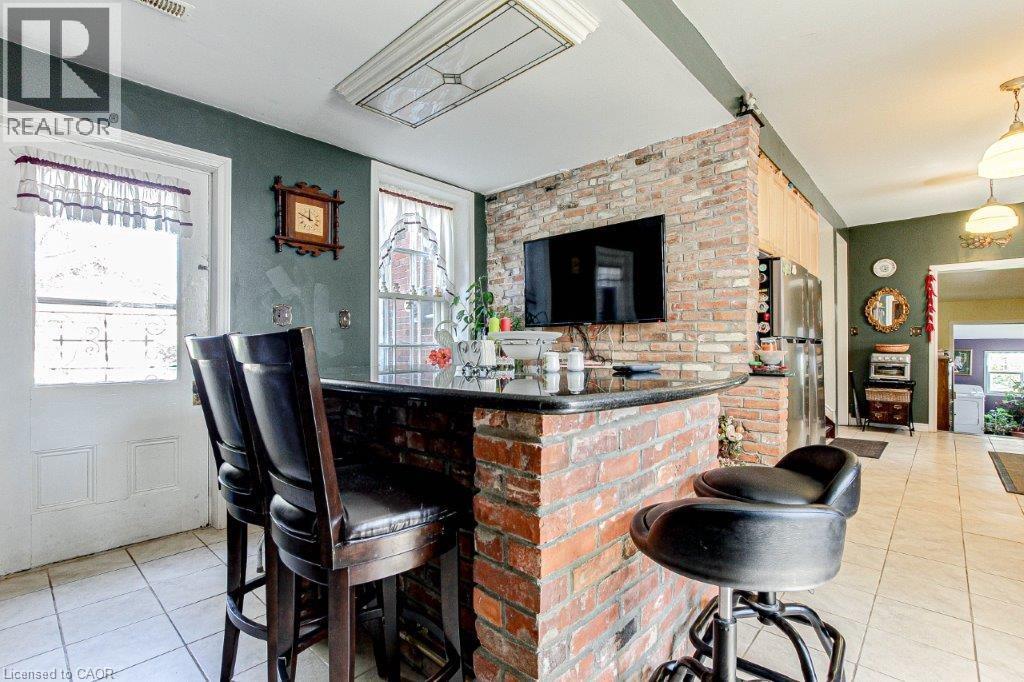 158 Townline Street Property Photo 15