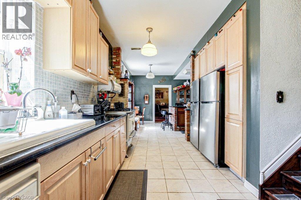 158 Townline Street Property Photo 20