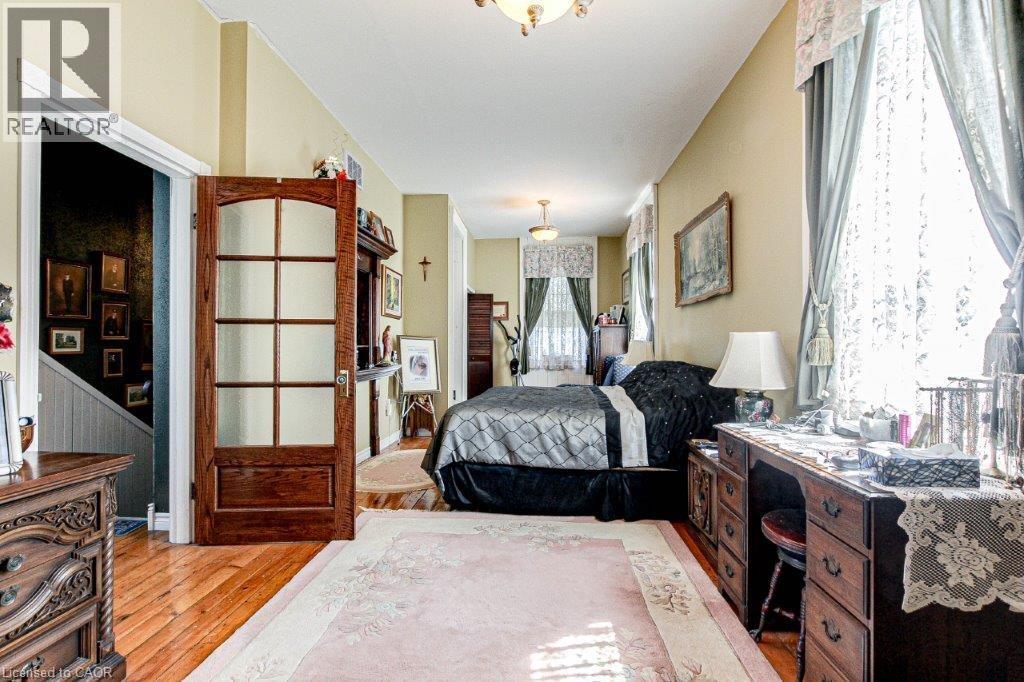158 Townline Street Property Photo 25