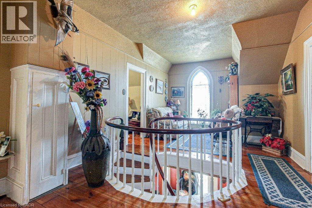 158 Townline Street Property Photo 27