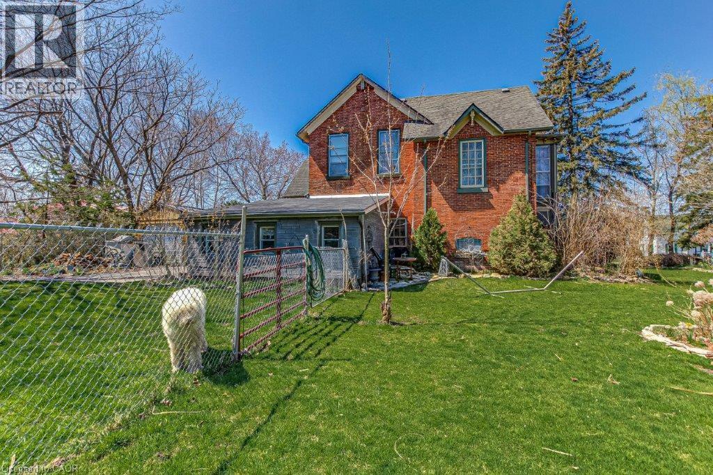 158 Townline Street Property Photo 39