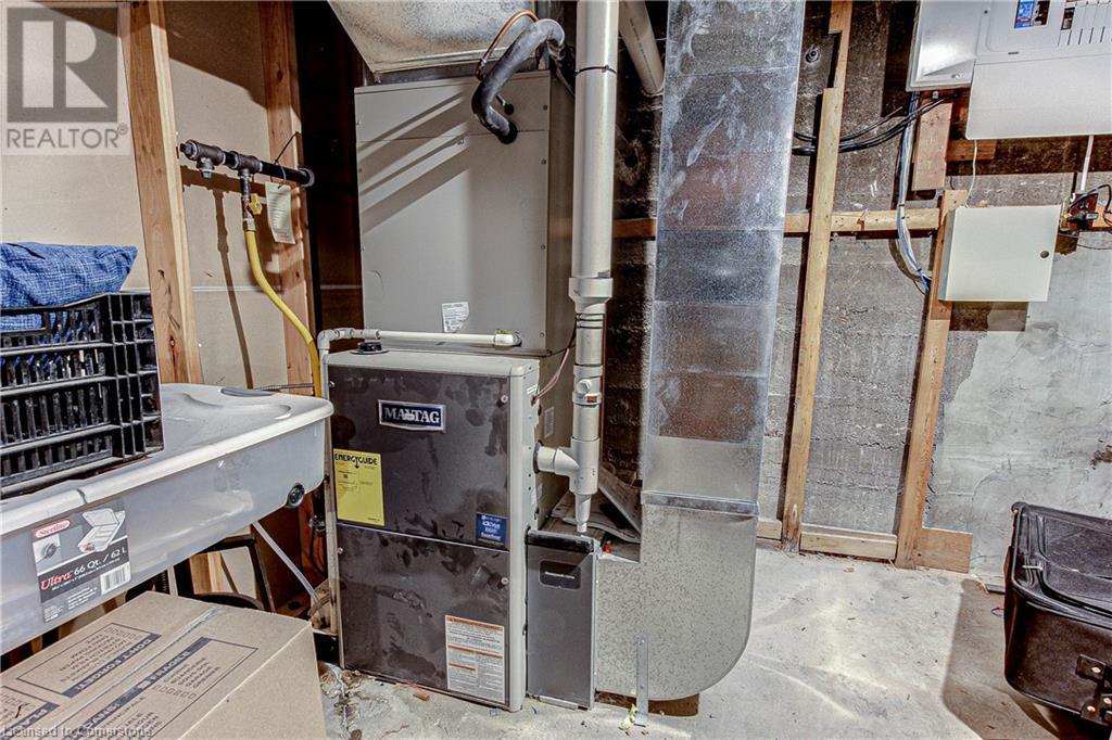 1025 Bay Street Property Photo 19