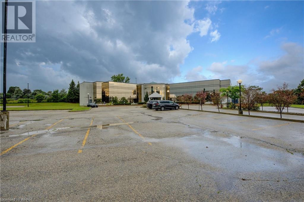 575 Riverbend Drive Unit# 2b Property Photo 15